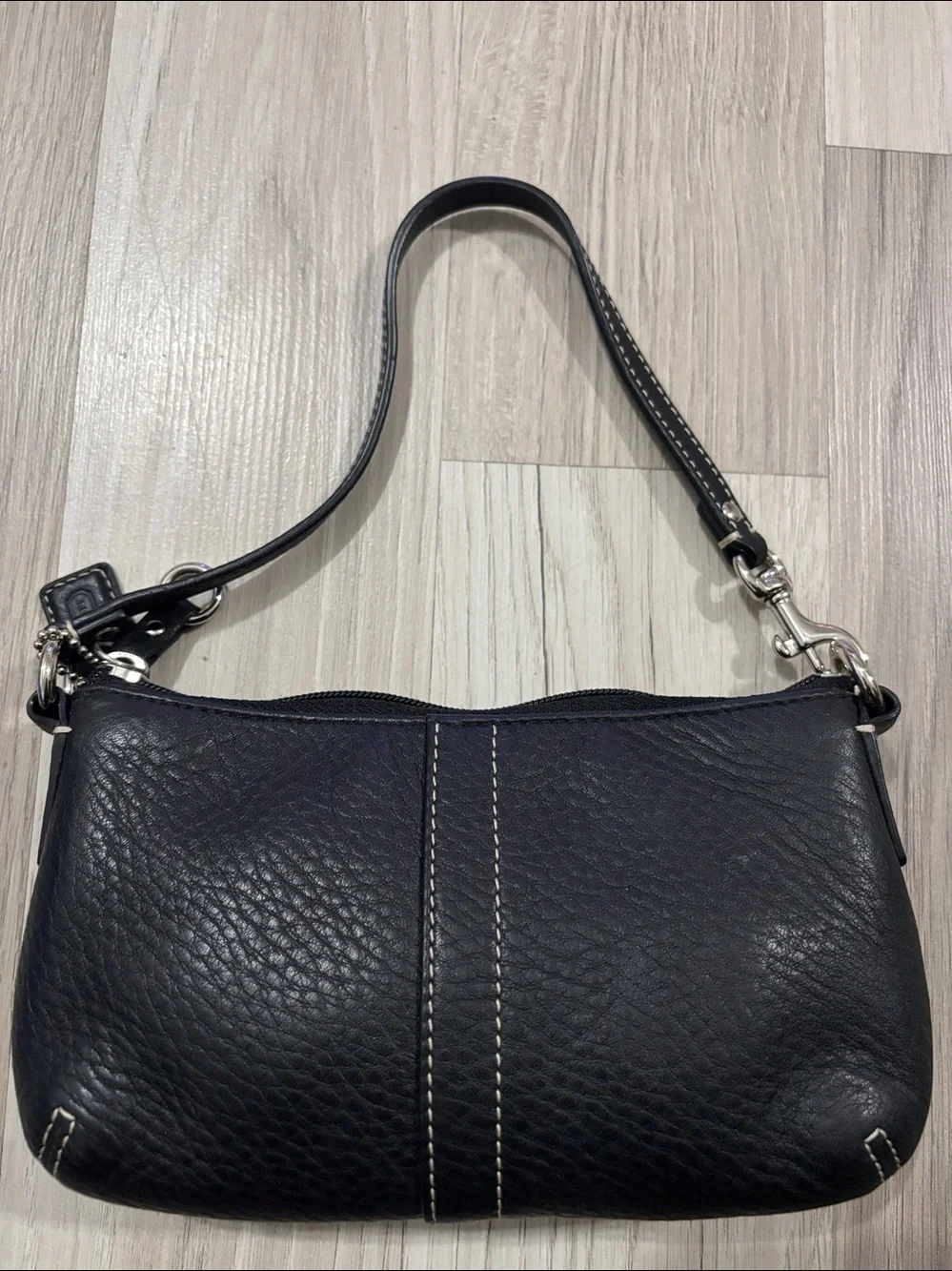 Vintage Coach black Pebbled Leather Mini Demi Pouch Baguette Bag Wristlet Y2K